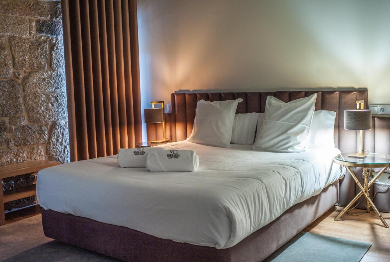 Bed & Breakfast Borralha Hotel, Restaurante &