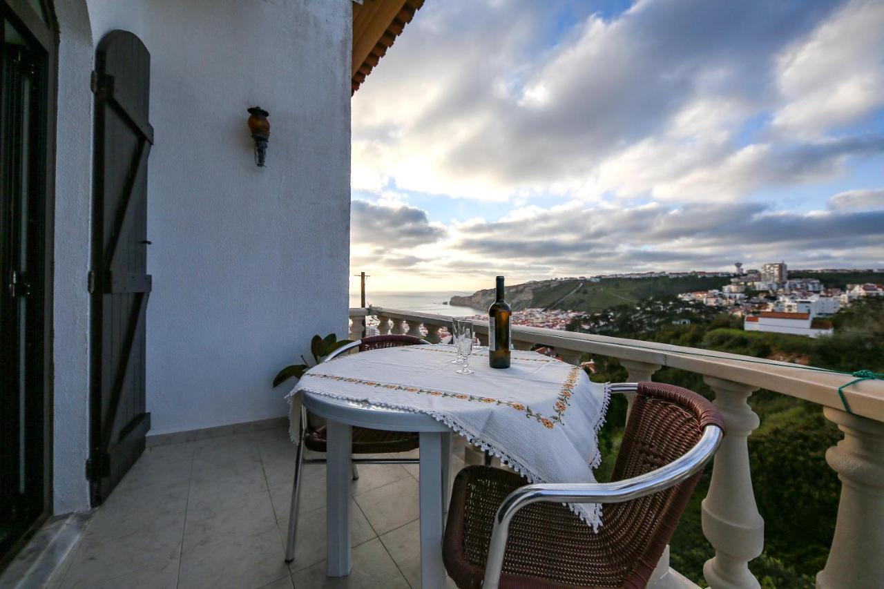 Homestay Quartos Da Tia Laura Nazare