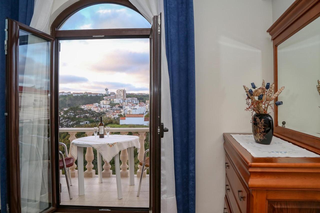 Homestay Quartos Da Tia Laura Nazare