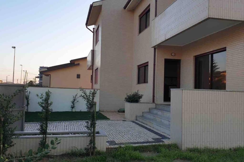 Holiday home Carminho House *