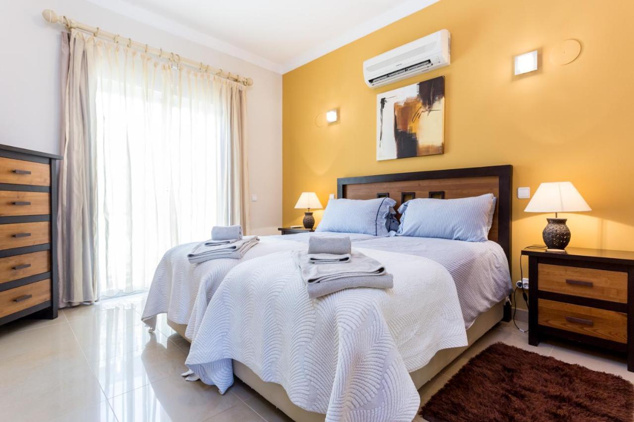 Coolhouses Algarve Luz, 5 Bed & Pool, Casa N Villa *