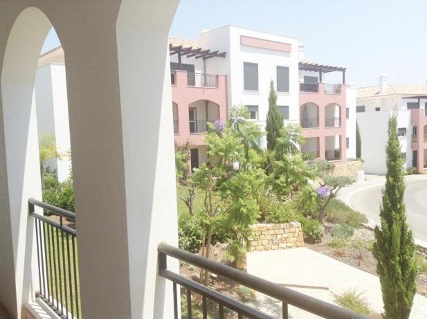 Opomar 2 Bed Apt Ao By Pola Apartment