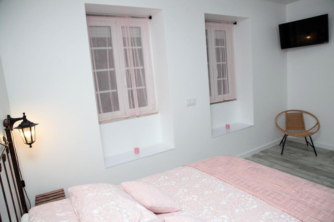 Apartment Bed & Seaside - Rosa *