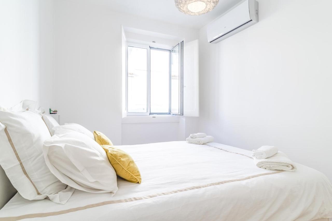 The Light House Apartment *