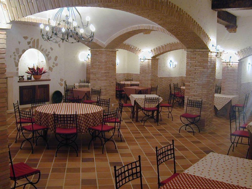 Cabecinho Hotel 3*