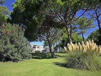 Four Seasons Country Club Resort