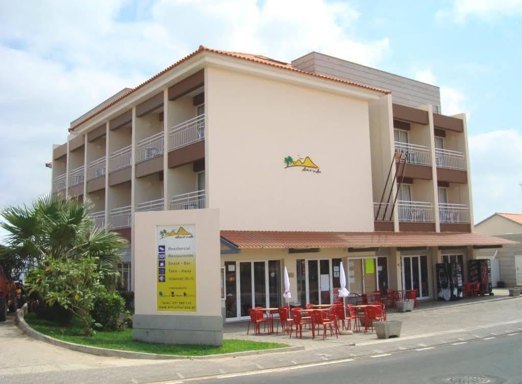 Areia Dourada 2*