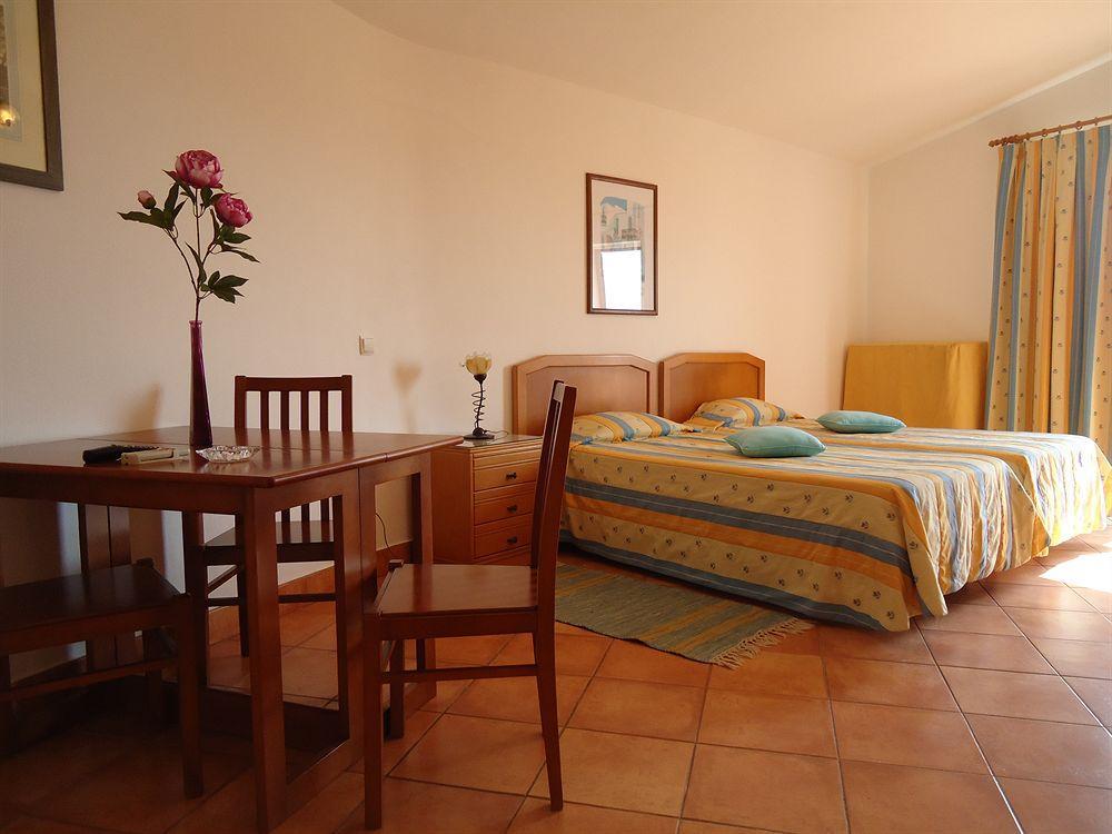 Canavial I & Ii Aparthotel 3*