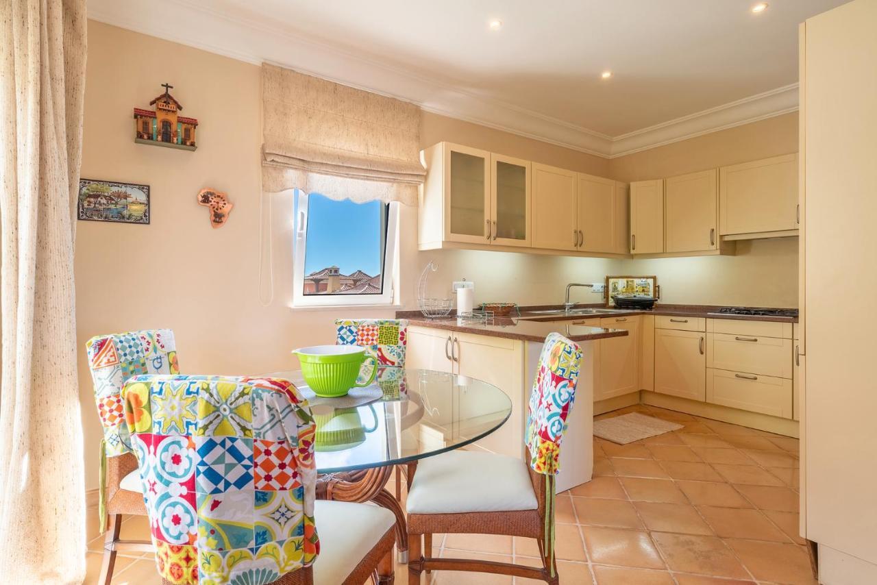 Luxury Two Bedroom Palheiro Village By Hr Madeira *