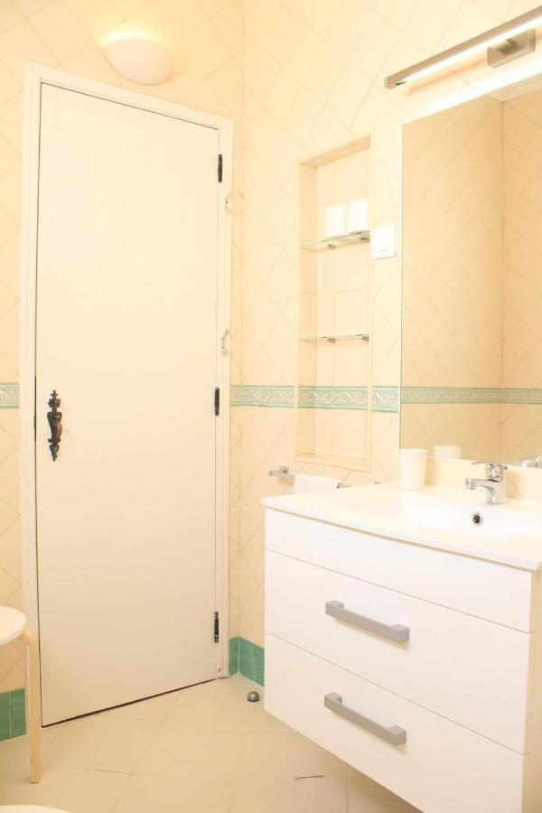Fantastica Casa Com 4 Quartos Na Prainha * Alvor