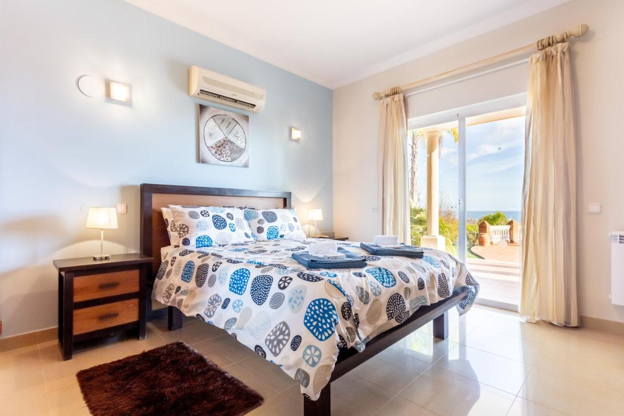 Coolhouses Algarve Luz, 5 Bed & Pool, Casa N Villa *