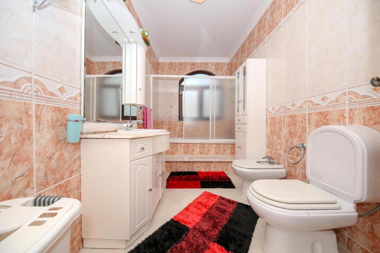 Quartos Da Tia Laura Homestay Nazare