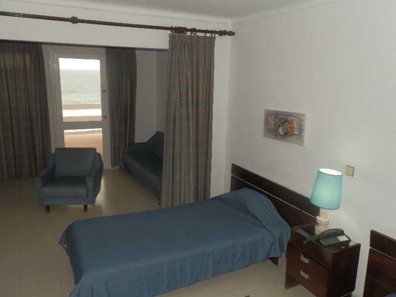 Barracuda Apartahotel 3*