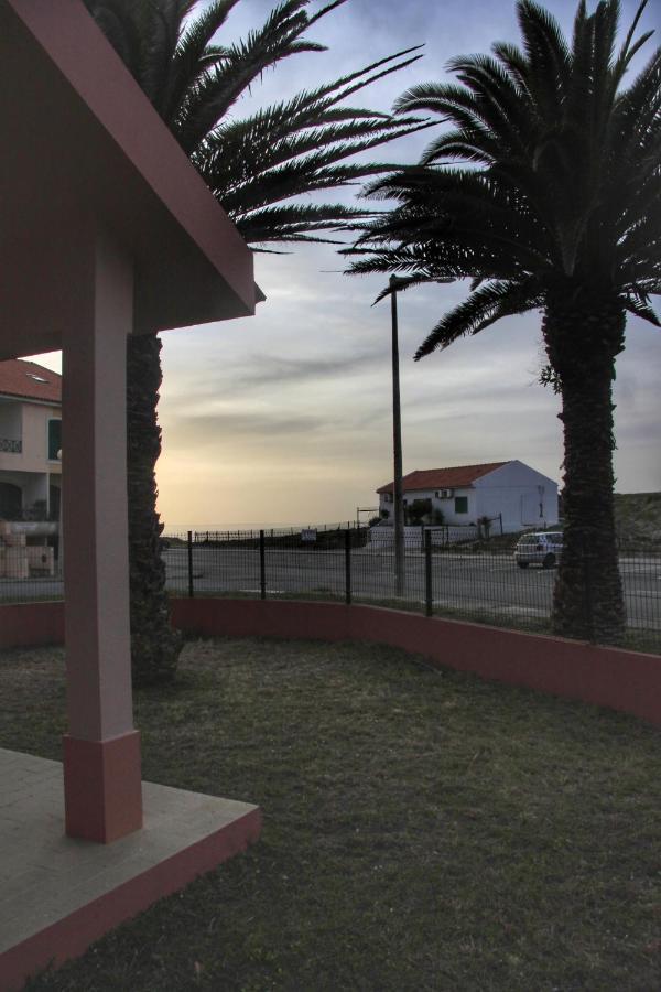 Casas Da Supertubos Holiday home
