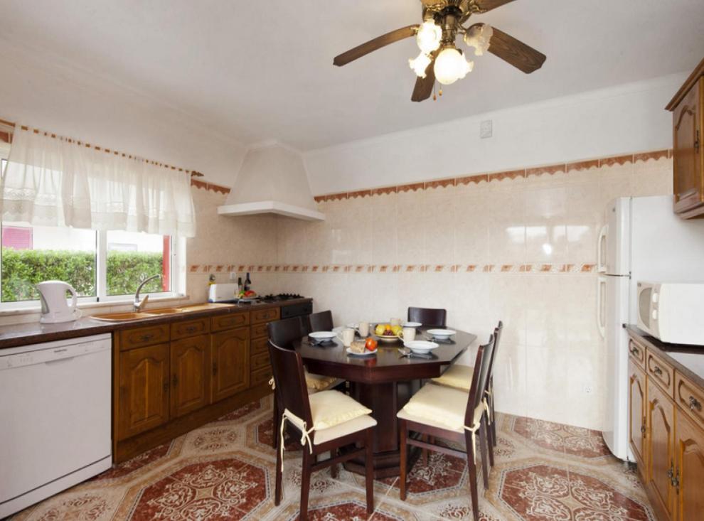 Fragrancia 4 Bedroom Perfect For Families Pool&table Tennis Table Carvoeiro Villa Porches (Algarve)