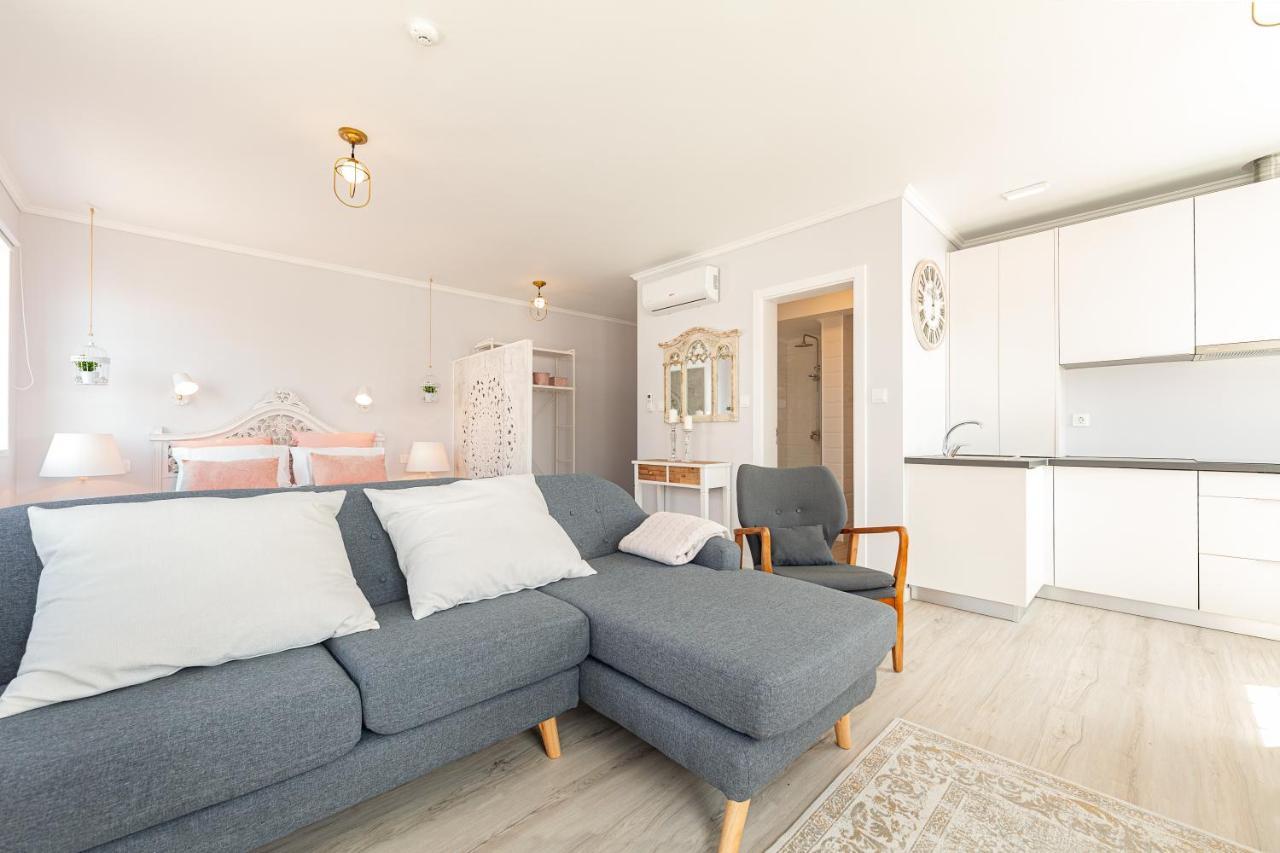 Pico Apartment *
