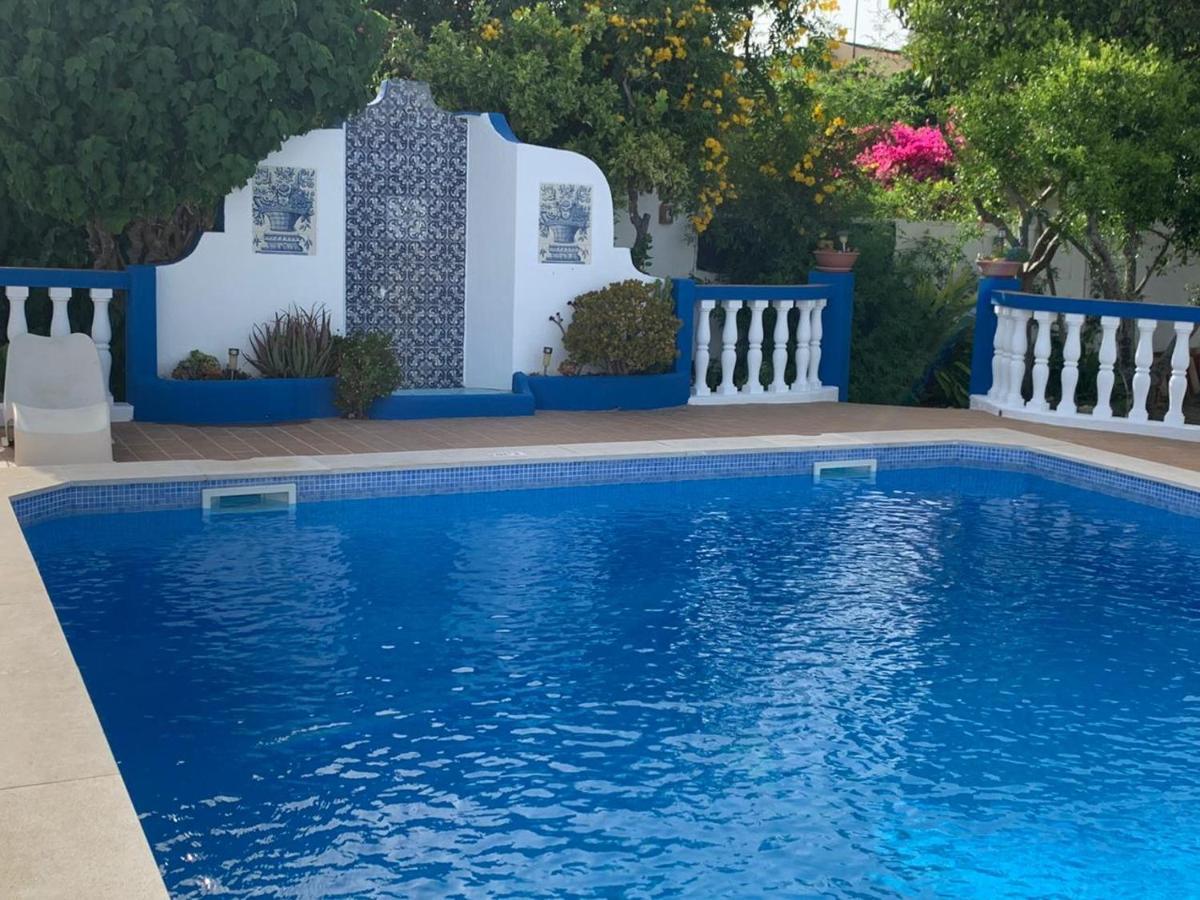 Casa Bananeiras * Armação de Pêra
