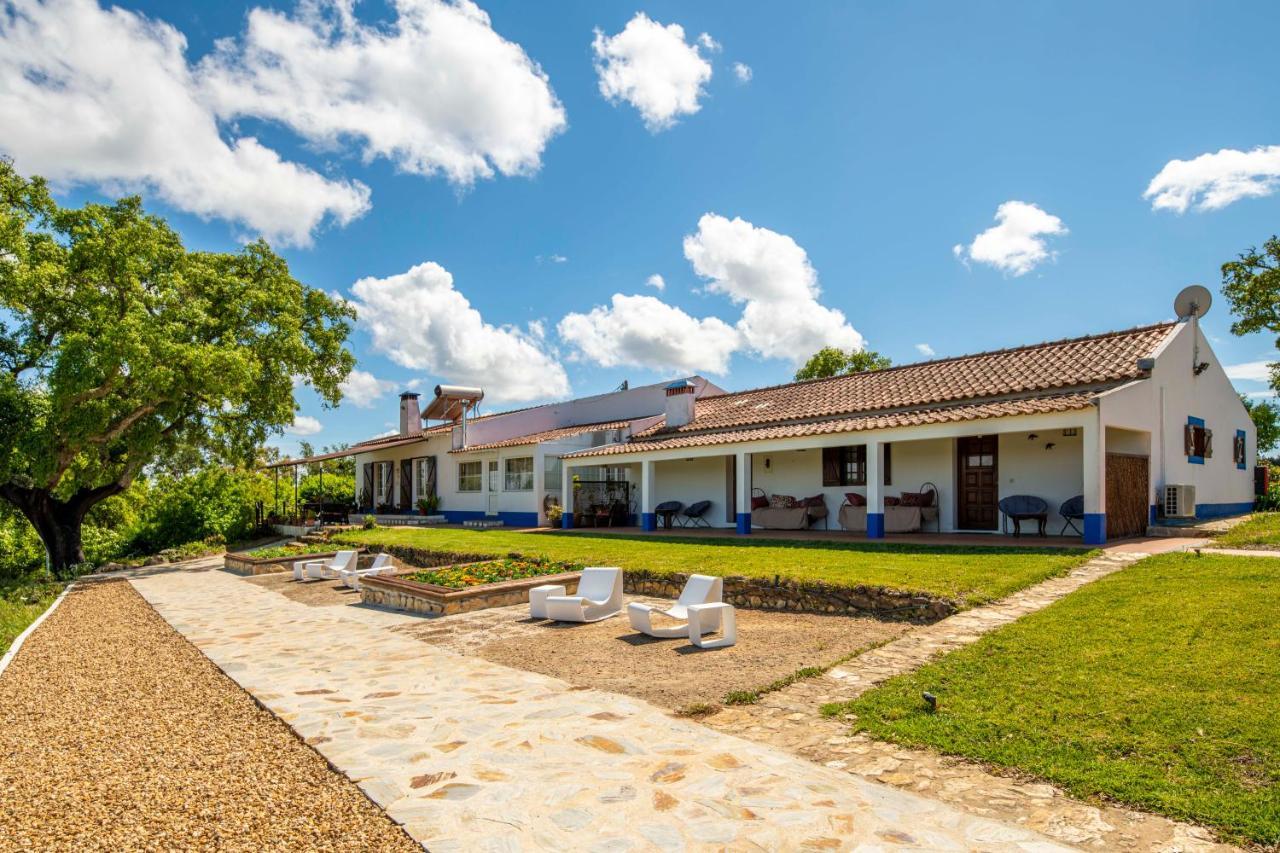 Monte Pedras Negras Country house