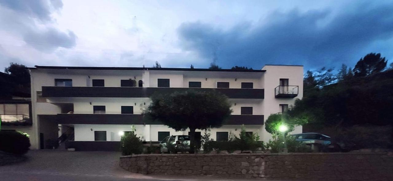 Guest house Verde Pinho 2*