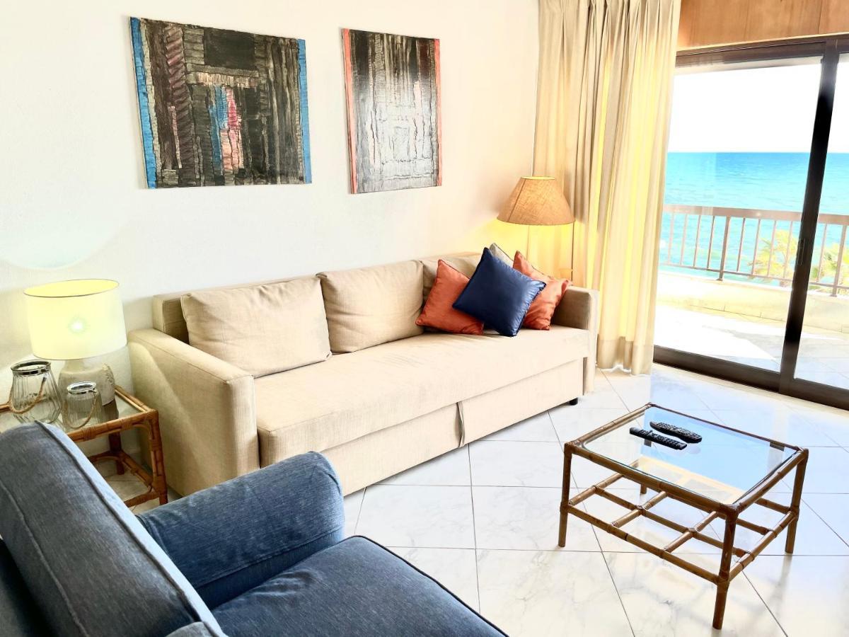 Atlantico View - Front -
