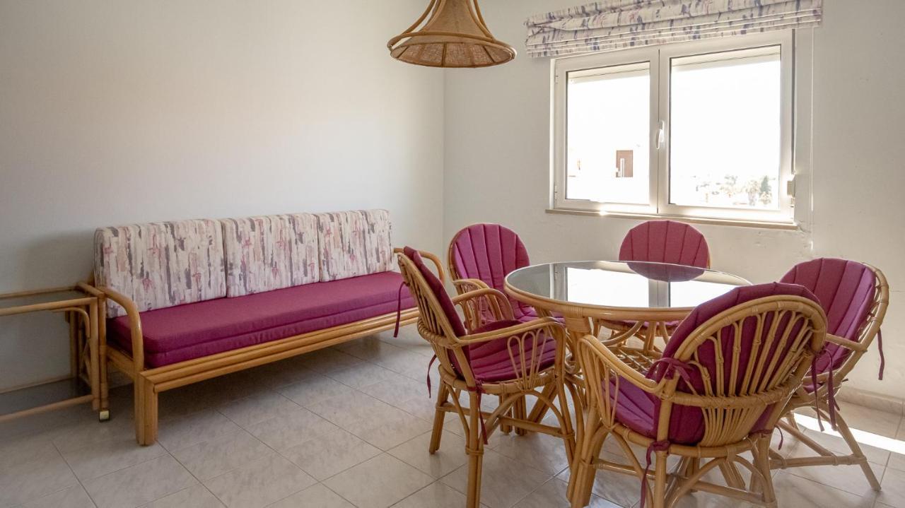 Palmeira Gale - - Pool - By Bedzy Apartment *