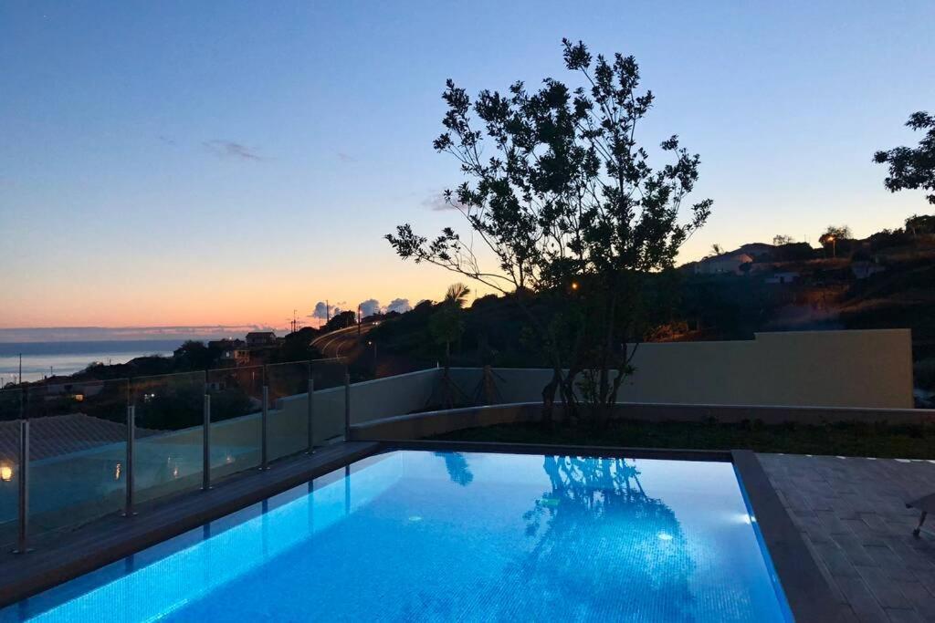 Pinheira Iv -heated Swimming Pool And Jacuzzi Calheta (Madeira)