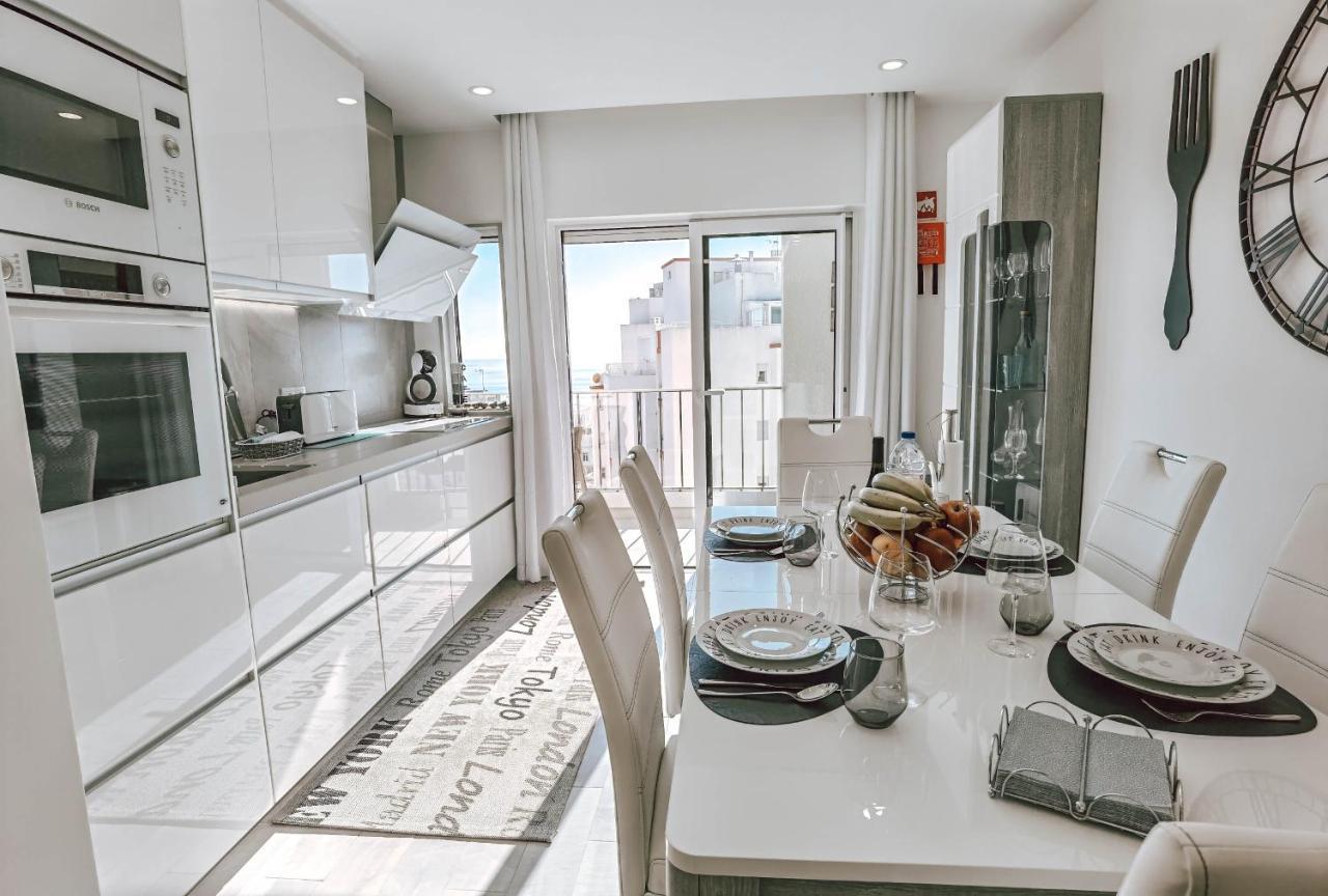 Rocha Vista Mar Dubai Apartment
