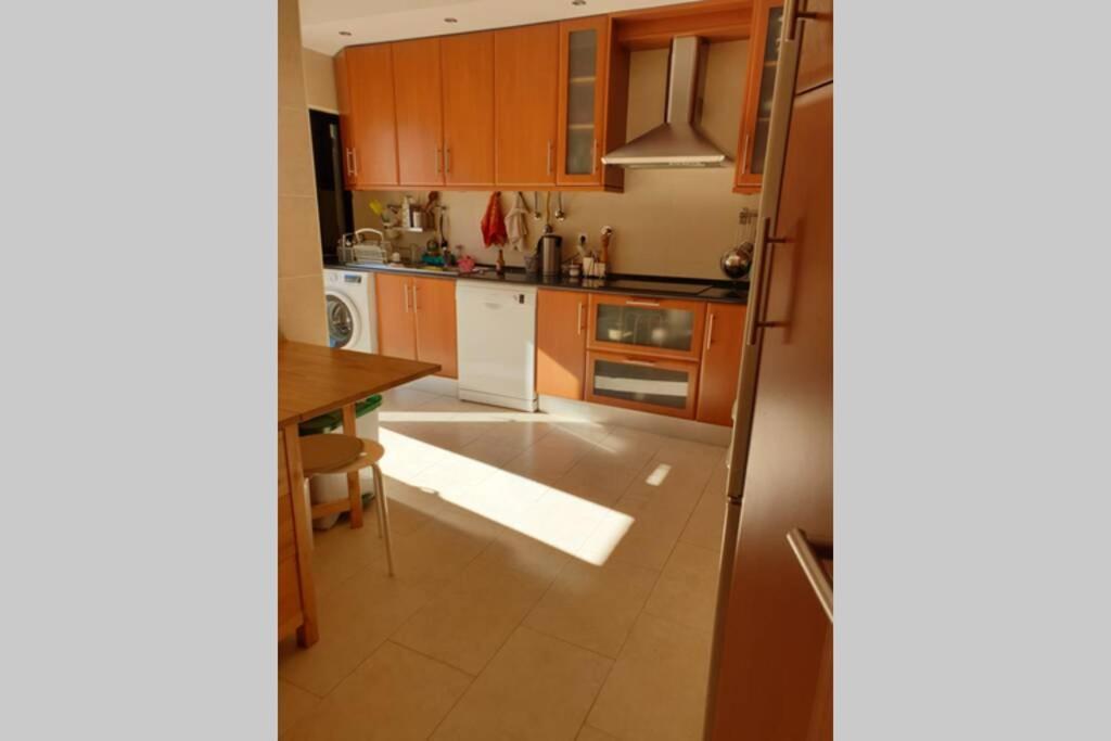 -guest House - Caparica - - Surf Sun And Lisbon Lovers Trafaria