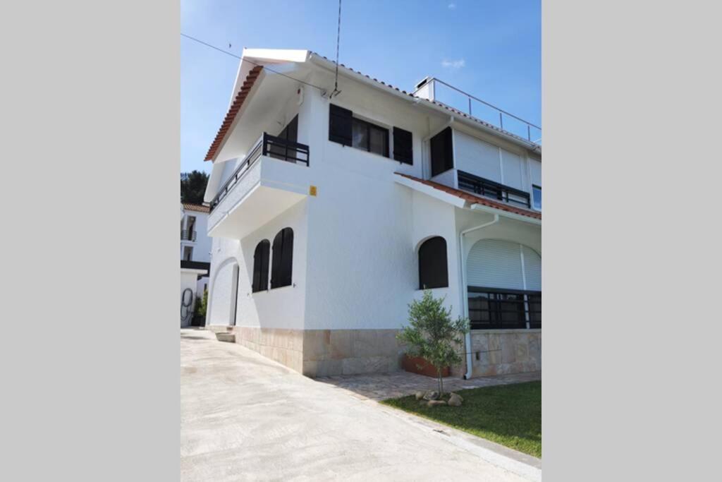 -guest House - Caparica - - Surf Sun And Lisbon Lovers