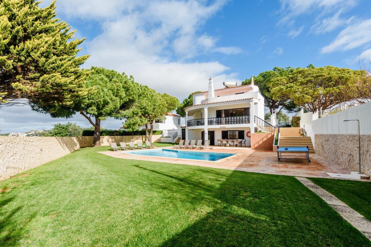 Protea - 5 Bedroom, Beach, Air-con, Wifi Holiday home Albufeira