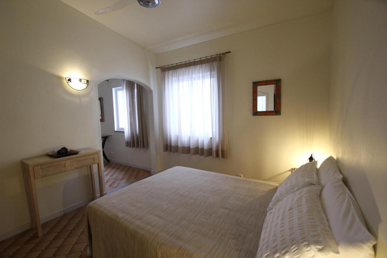 Guest house Angela Lagos