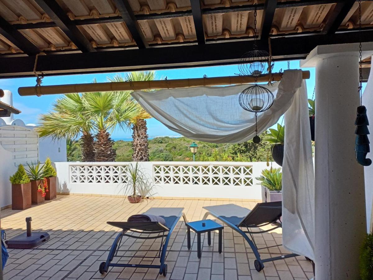 Apartment Three Palms *