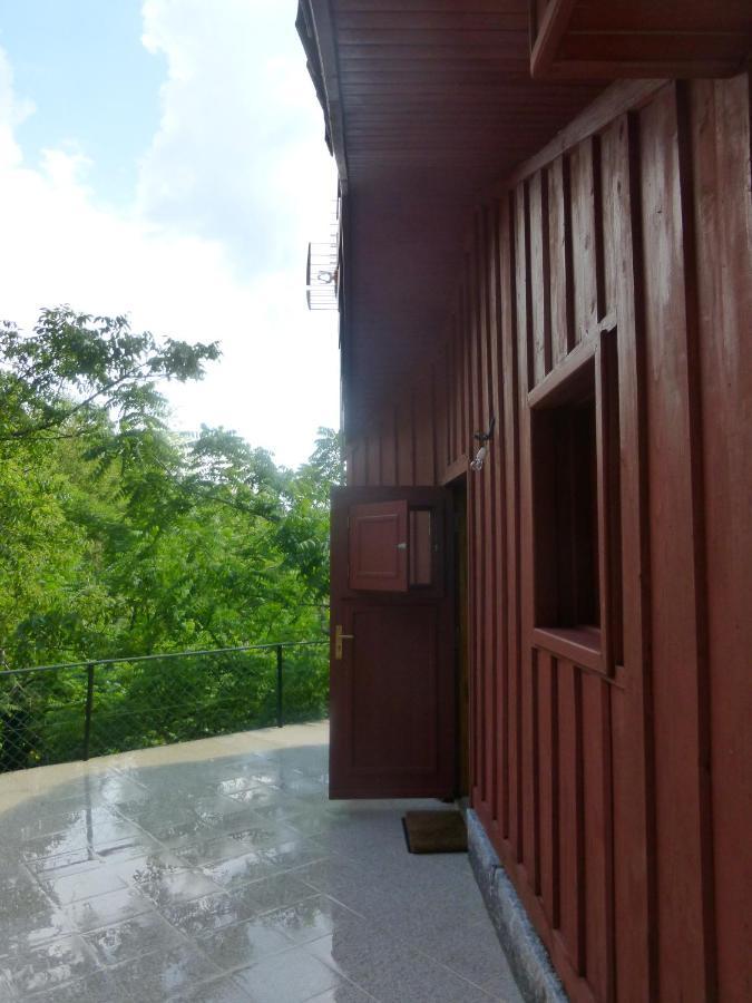 Campismo Rural Vale Dos Moinhos * Geres