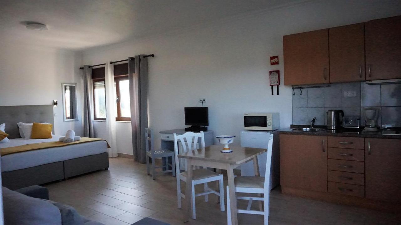 Na Quinta Altavista Do Carvalhal Apartment *