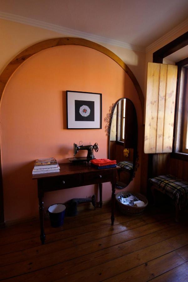 Small * Sintra