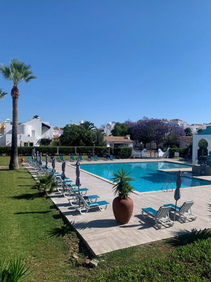 Villa C/ Piscina Proxima Da