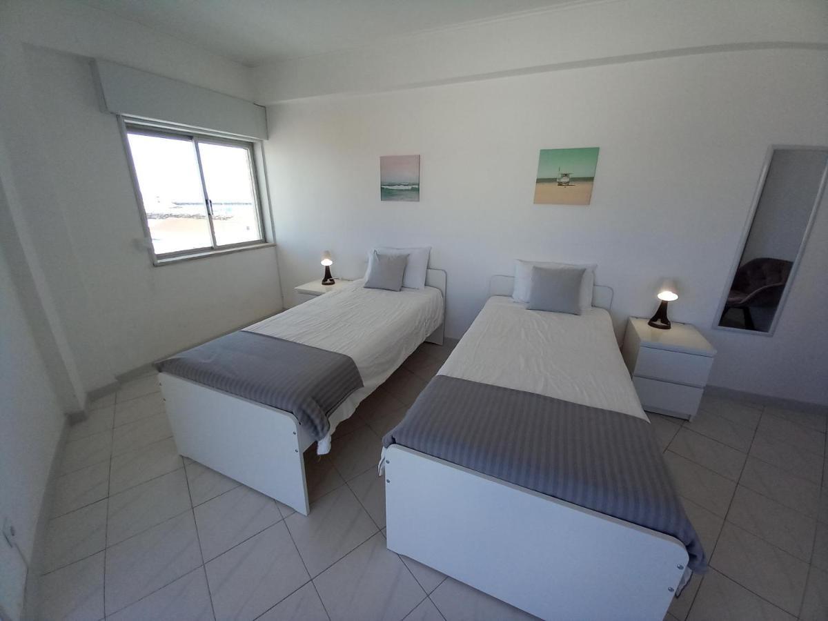 Appartement T2 Gaveto- Frente Mar, Wifi, Aconchegante & Familiar *