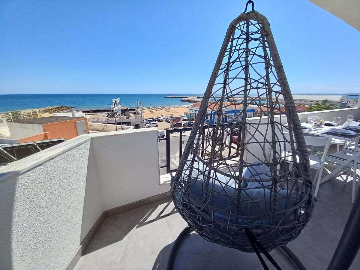 T2 Gaveto- Frente Mar, Wifi, Aconchegante & Familiar * Quarteira