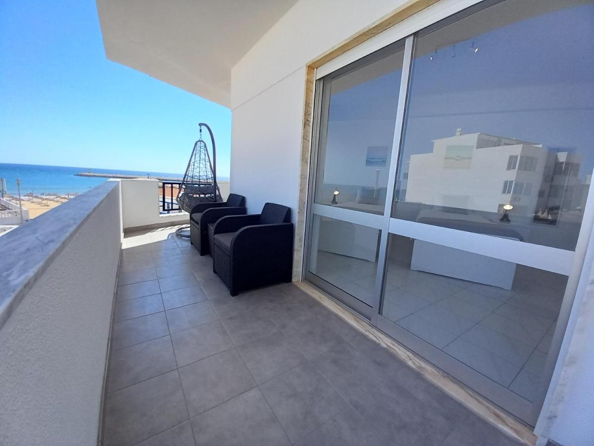 T2 Gaveto- Frente Mar, Wifi, Aconchegante & Familiar Appartement Quarteira