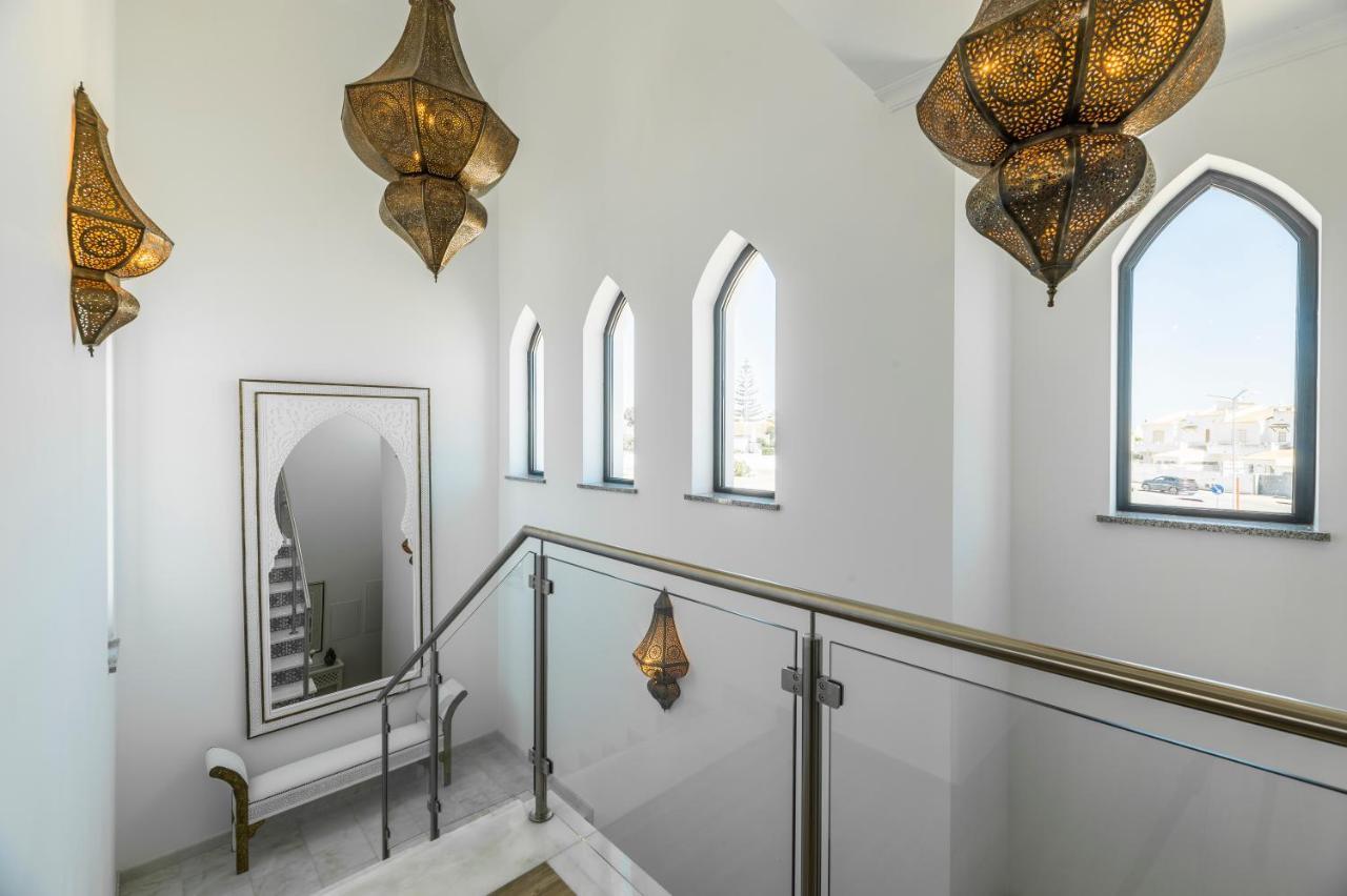 Villa Matias Gale - Luxury With Private Pool, Ac, Free Wifi, 5 Min From The *