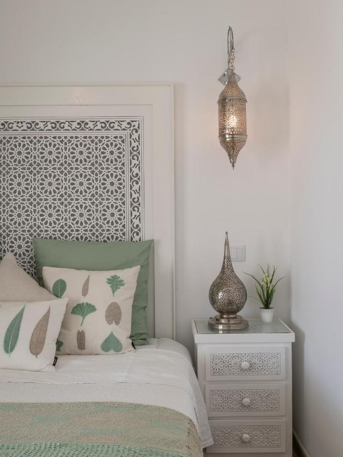 Matias Gale - Luxury With Private Pool, Ac, Free Wifi, 5 Min From The Guia (Faro)
