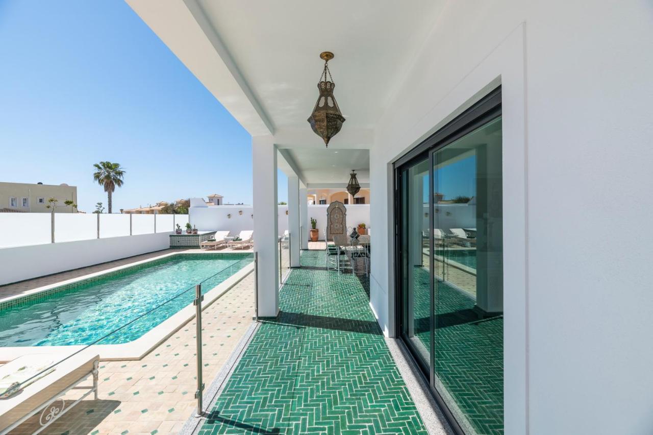 Villa Matias Gale - Luxury With Private Pool, Ac, Free Wifi, 5 Min From The *
