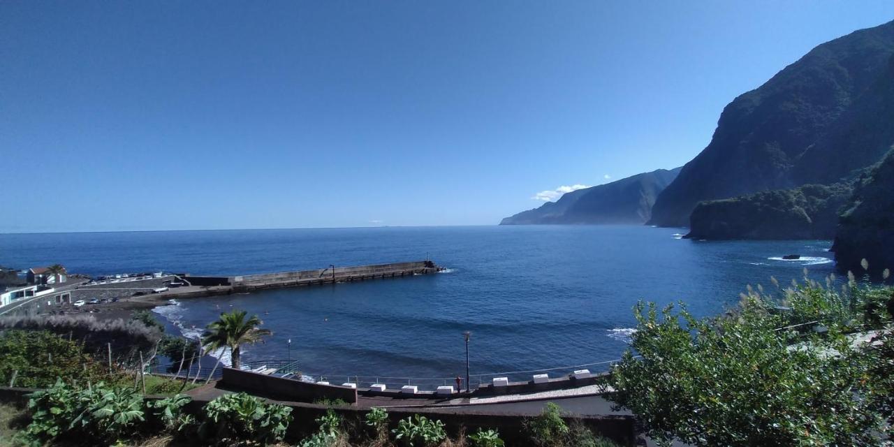 Lazy Lizard By The Ocean Apartment Seixal (Madeira)