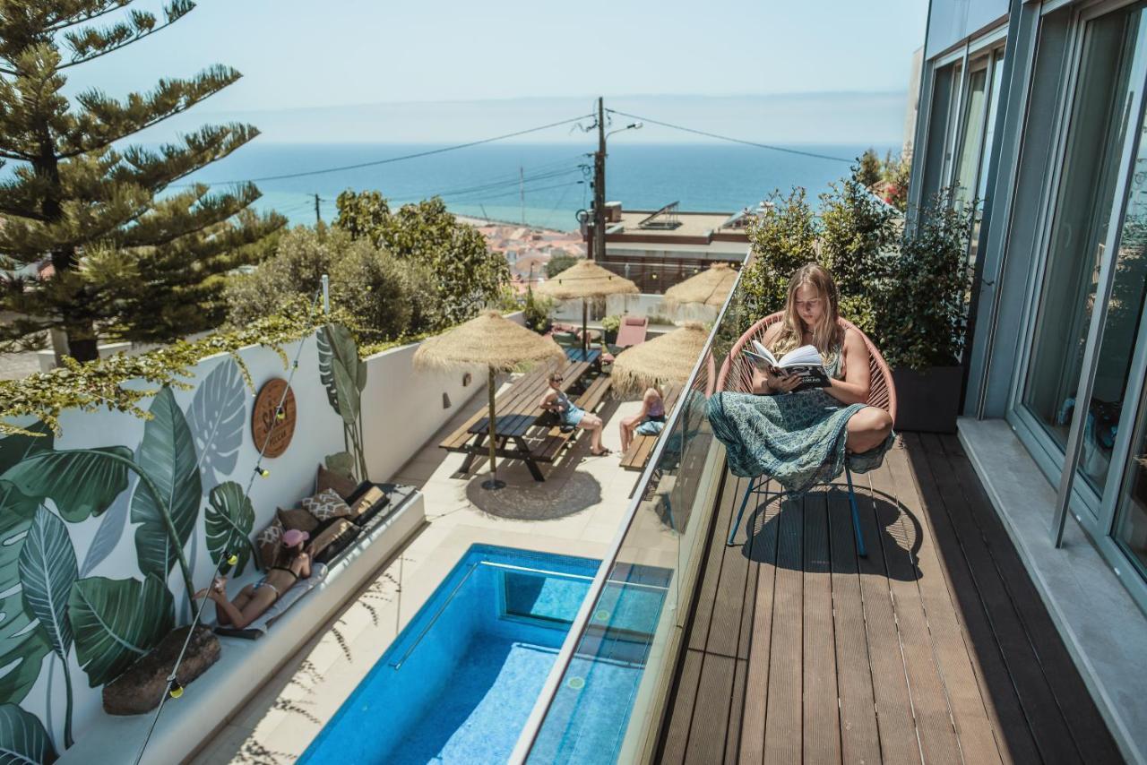 The Salty Pelican Yoga & Surf Retreat Hostel Ericeira
