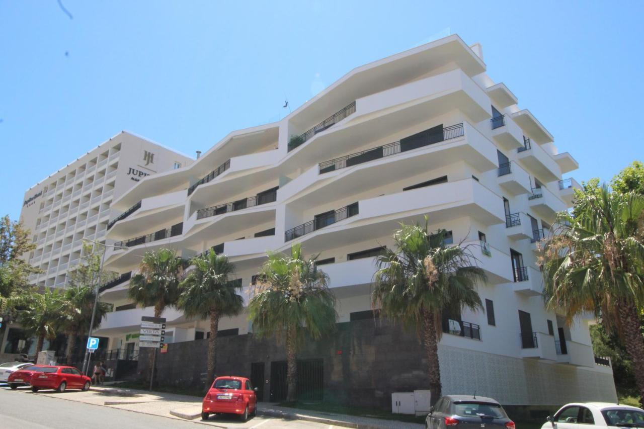 T1 Bellevue Terrace Apartment