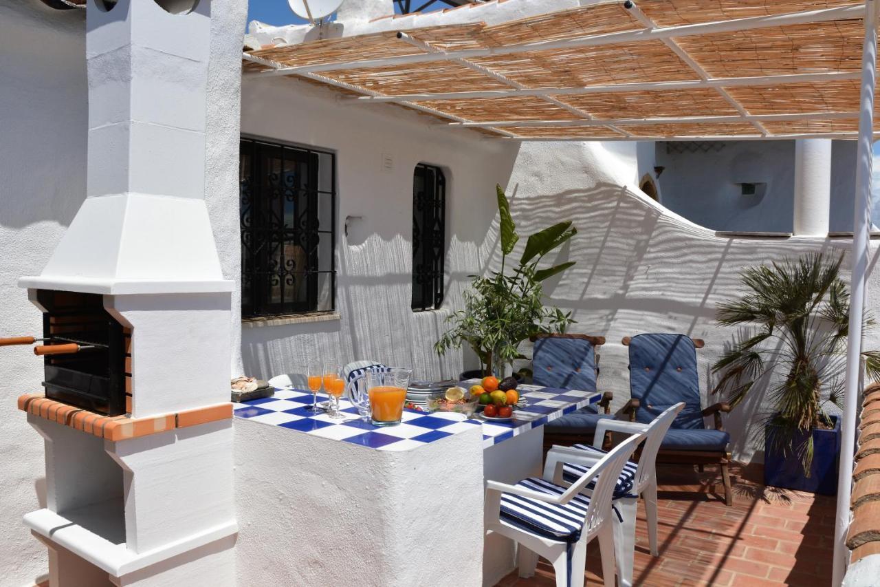 Apartment Shades Of Blue With Ocean View - Fast Wifi *