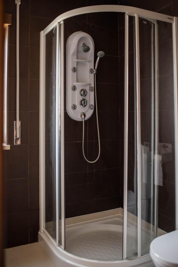 Ferrel Surf House Albergue *