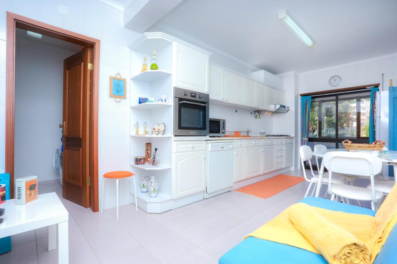 Brasil Avenue By Rent4all Apartment