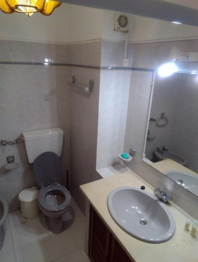 Apartamento Club Amarilis,alex&mila Da Rocha