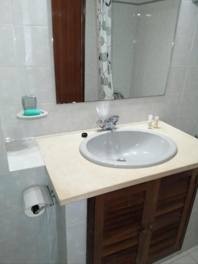 Apartamento Club Amarilis,alex&mila Da Rocha